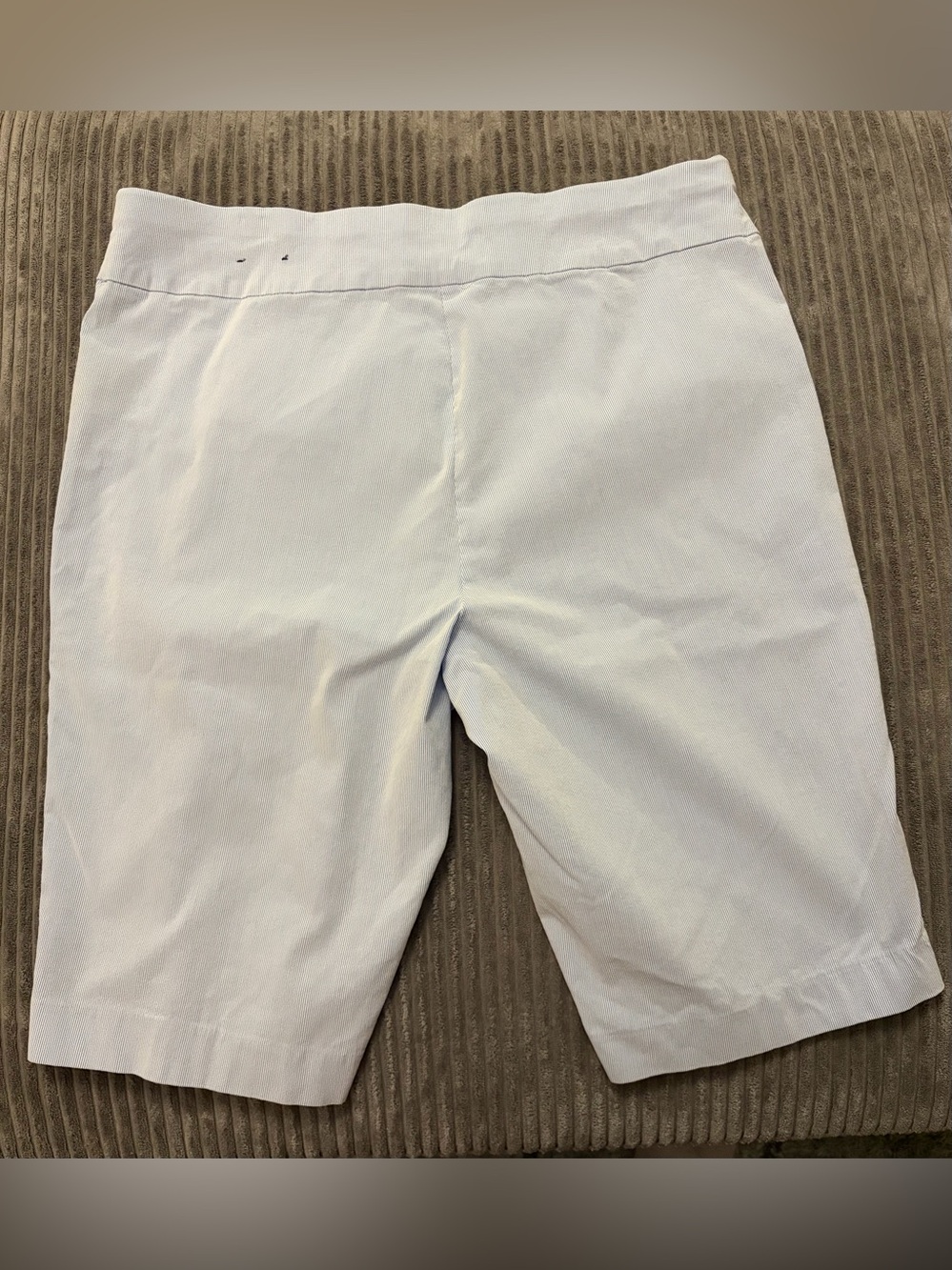 Philosophy Women's Light Blue and White Bermuda Shorts - Picture 5 of 7